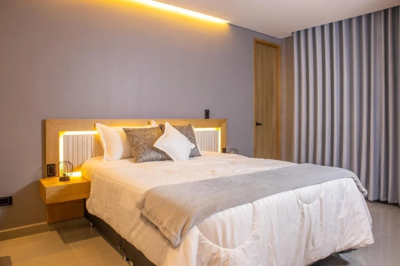Warm Retreat At Rosa Negra Stadio Medellin Apartment