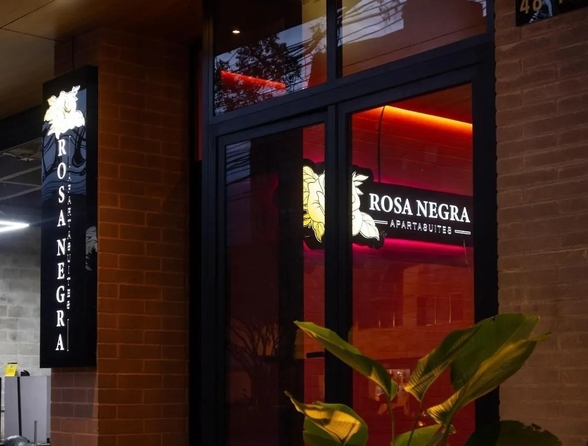 Warm Retreat At Rosa Negra Stadio Medellín